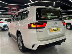 تۆیۆتا لاند کروزەر